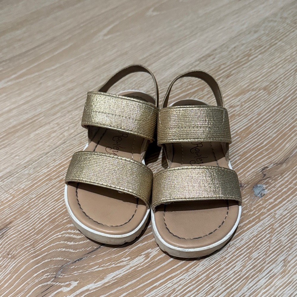 Cynthia Rowley Toddler Size 8 Gold Strappy Sandals. GUC, Comes with box